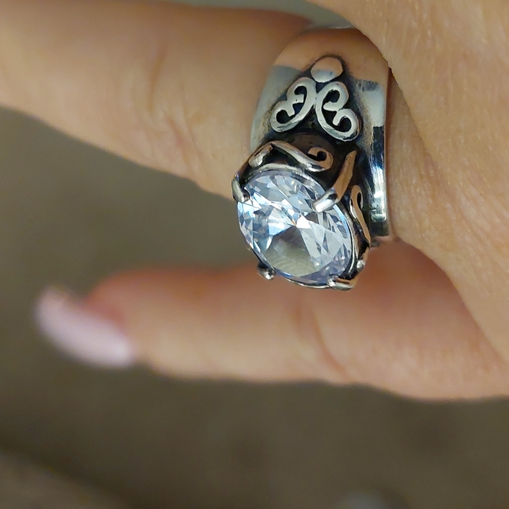 Esperanza Jewelry .925 Sterling Silver Topaz Ring Size 6